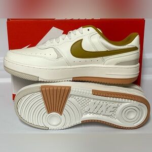 Nike Gamma Force Low Sail Bronzine W - DX9176-105 NEW WITH BOX SZ 9.5